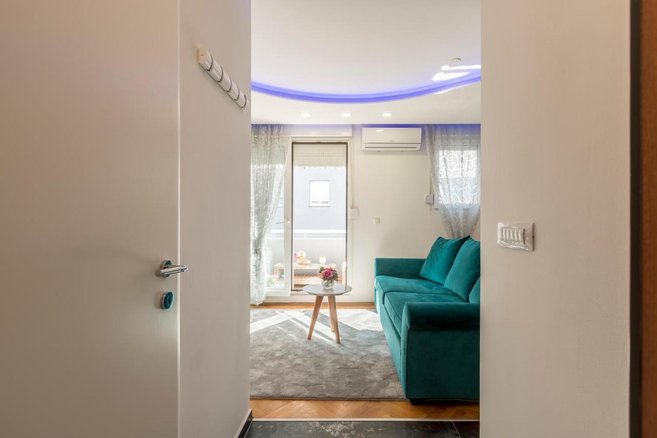 Noemi Luxury Apartment Солин Екстериор снимка