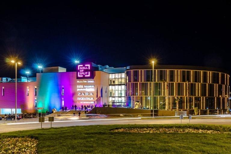 Noemi Luxury Apartment Солин Екстериор снимка